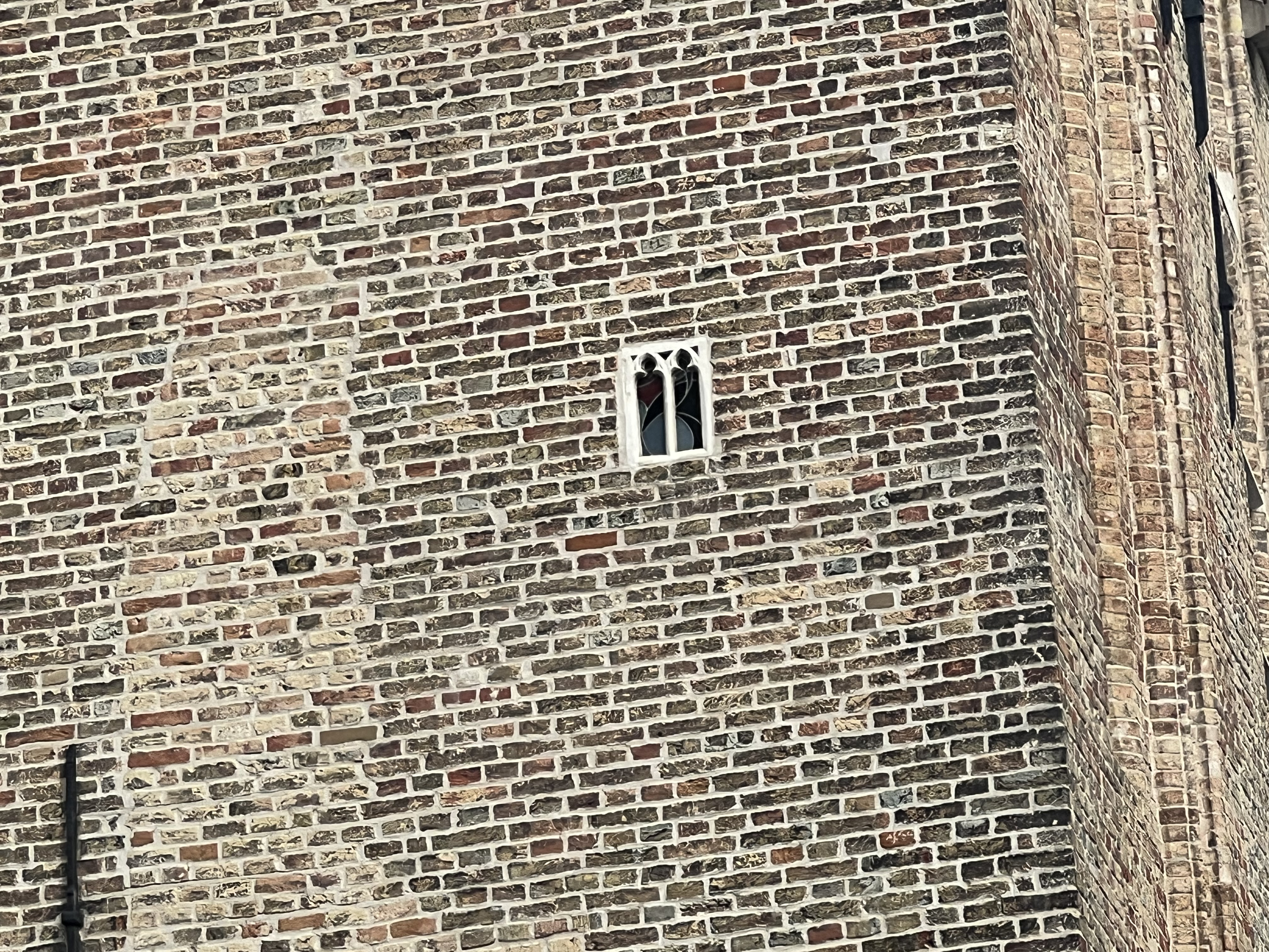Smallest gothic window in Bruges