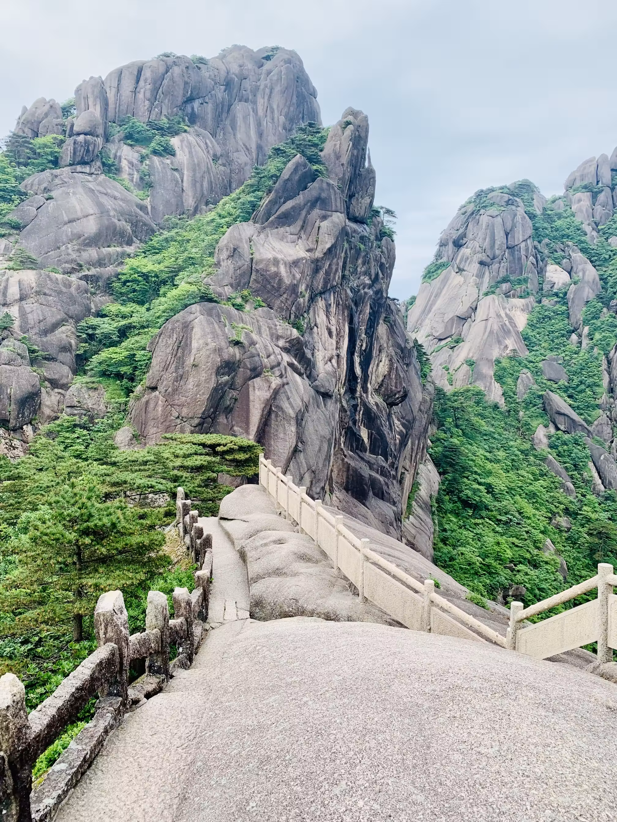 Aoyu Peak