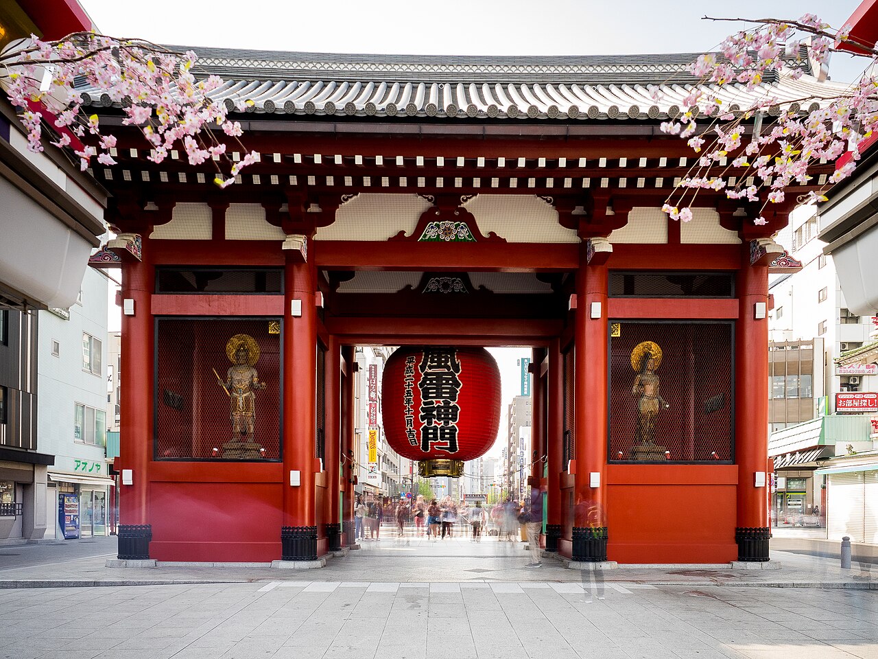 Kaminarimon Gate