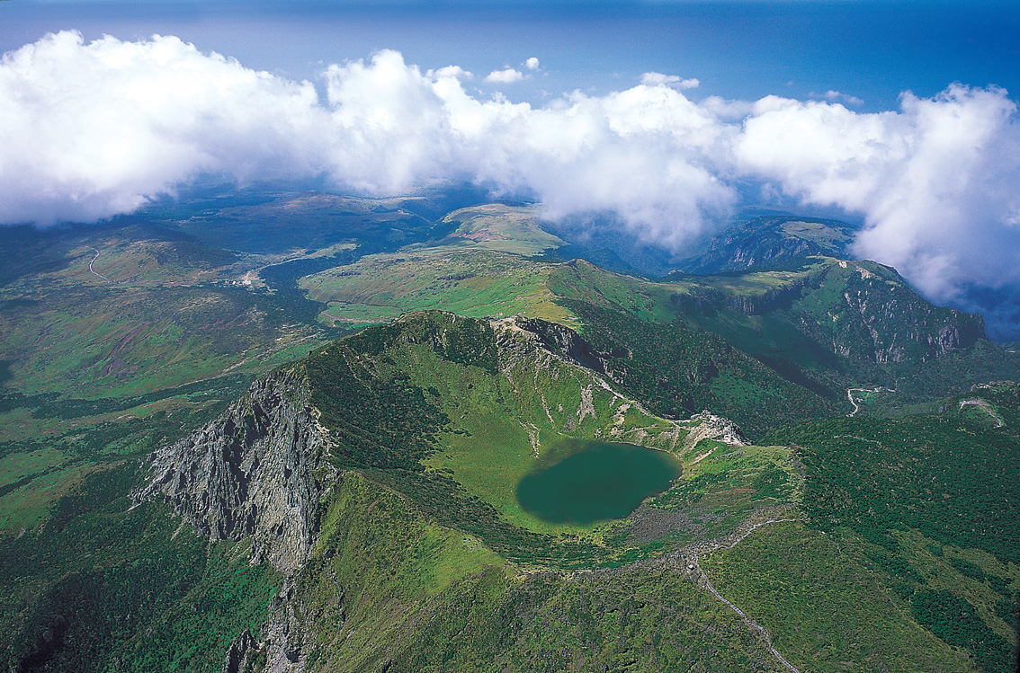 Hallasan Mountain