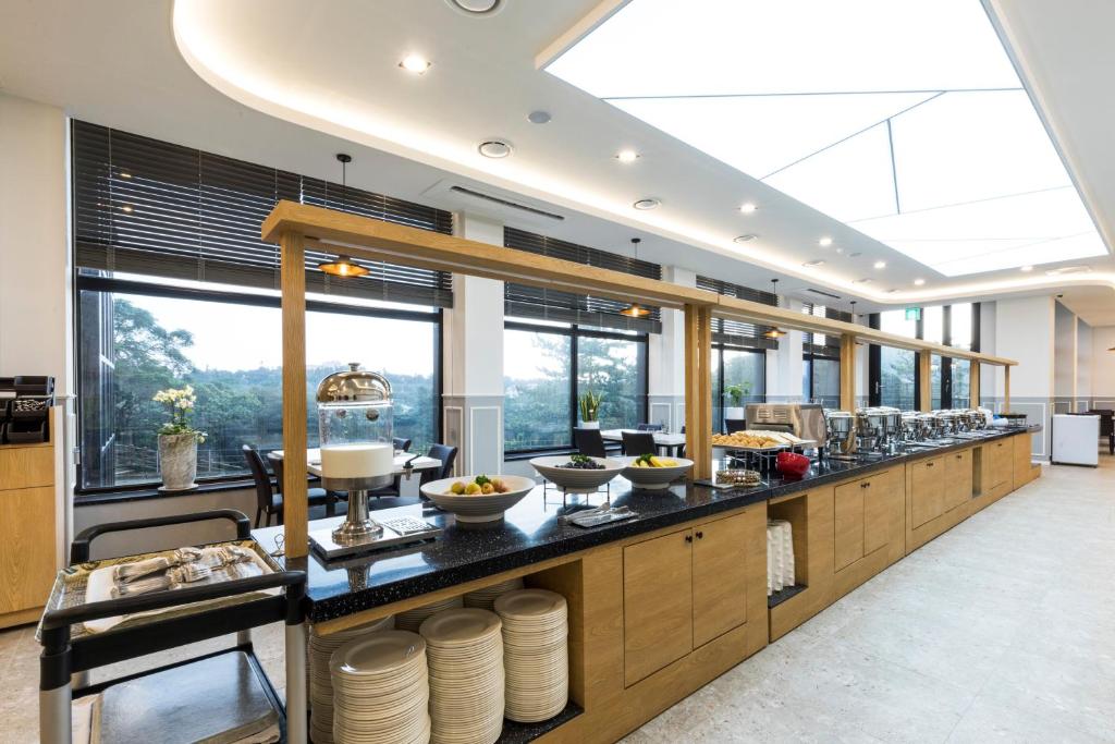 Casaloma Hotel Breakfast
