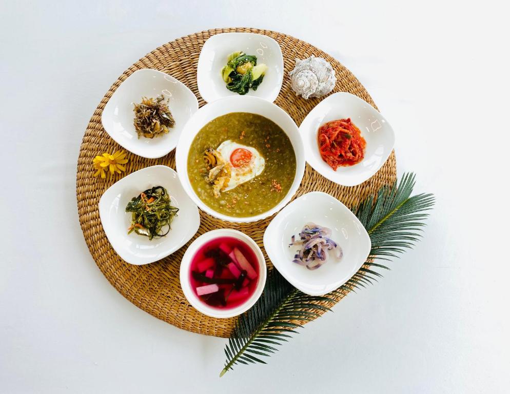 Hotel Amor Food