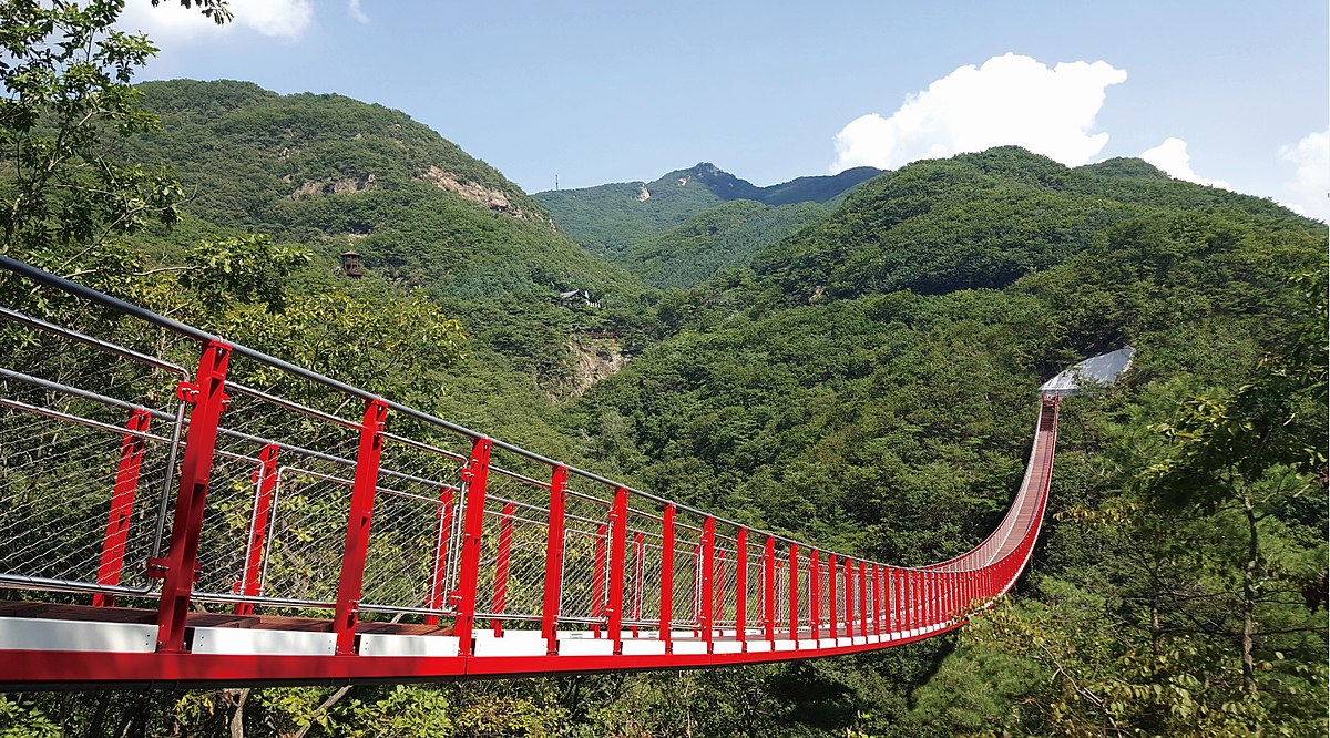 Gamaksan Chulleong Bridge